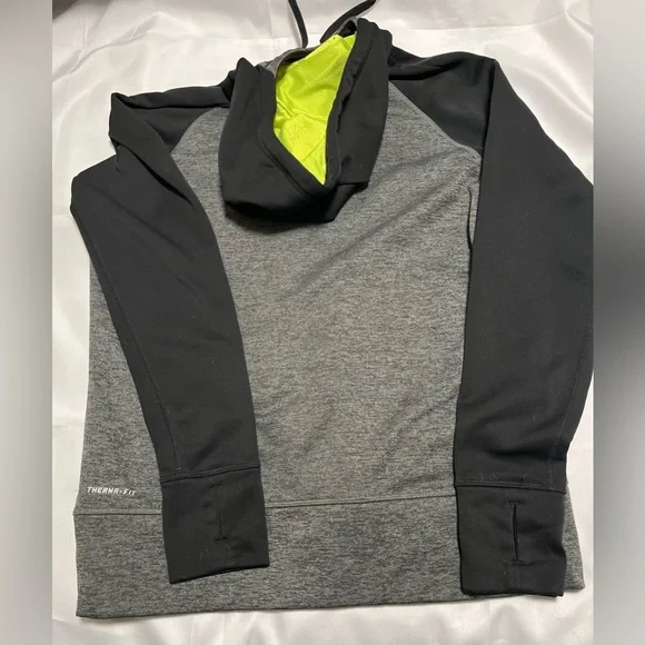 Nike Women’s Black and Gray Therma- fit Hoodie with Neon Accents size L - Picture 2 of 2